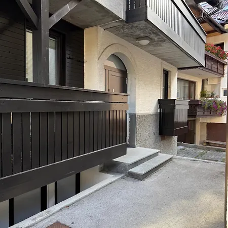 Mounti Alpine Apartamento *